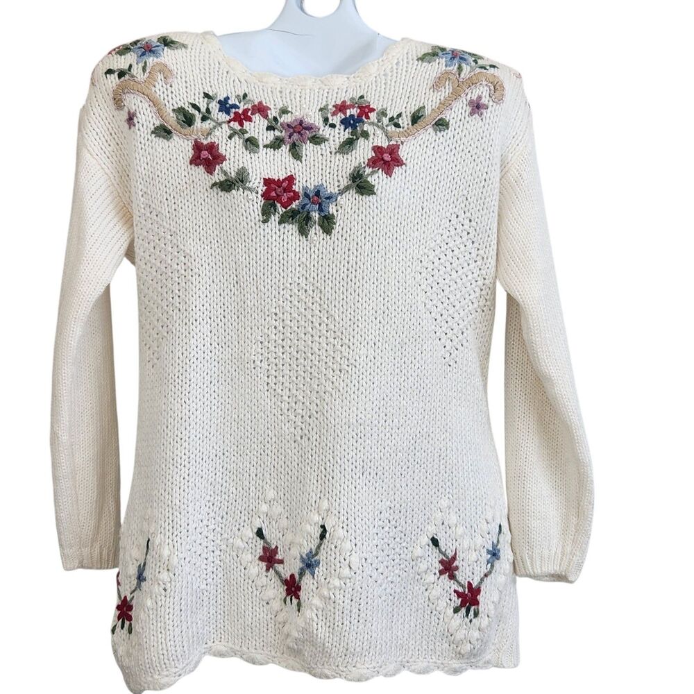 Bobbie Brooks VTG Hand Knit Floral Embroidered Sweater Cream Cottagecore Ramie S